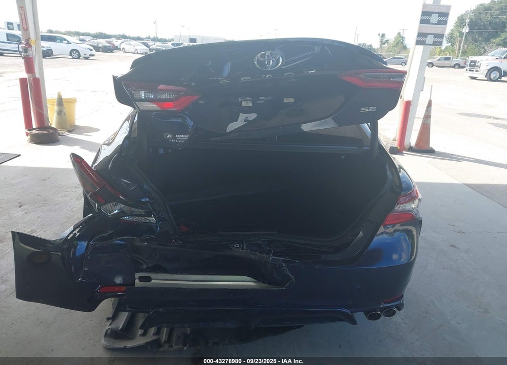2021 TOYOTA CAMRY VIN: 4T1G11AKXMU563651