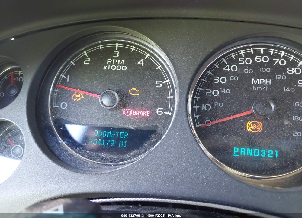 2007 CHEVROLET TAHOE VIN: 1GNFC13J07R347028