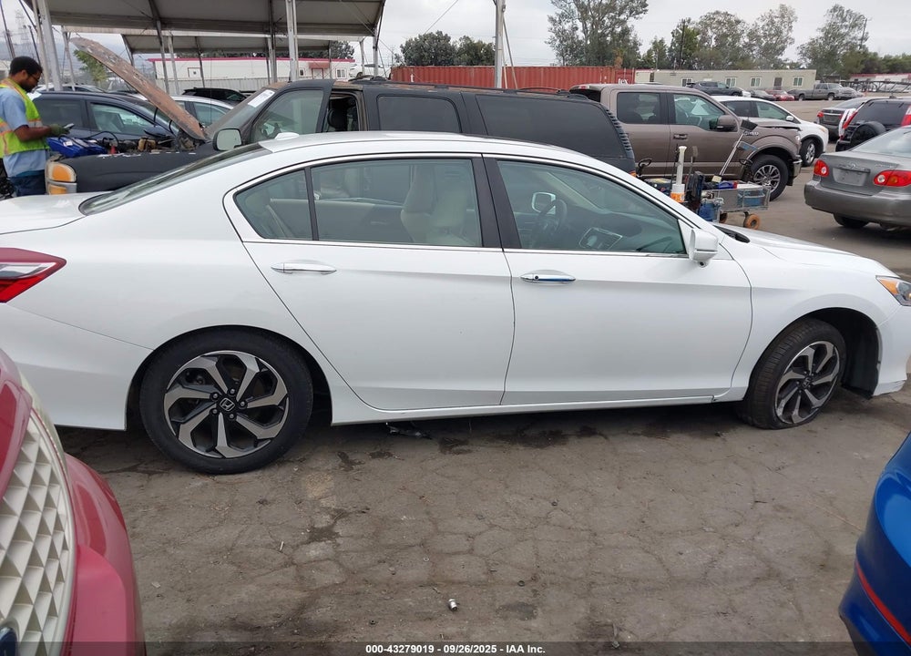 2016 HONDA ACCORD VIN: 1HGCR2F76GA068571