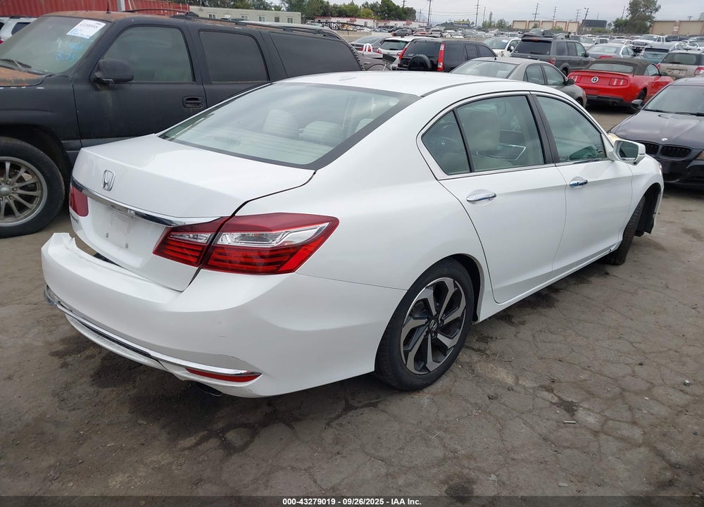 2016 HONDA ACCORD VIN: 1HGCR2F76GA068571