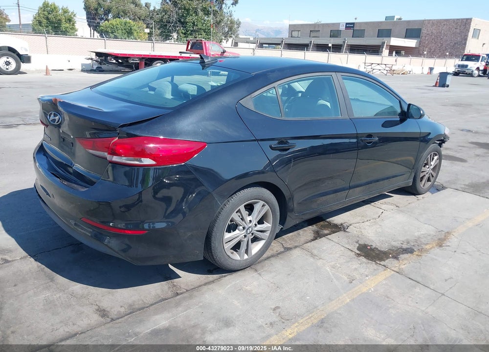 2017 HYUNDAI ELANTRA SE VIN: KMHD84LF7HU106138