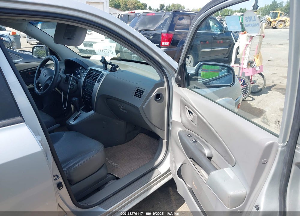 2007 HYUNDAI TUCSON VIN: KM8JN12D17U625128