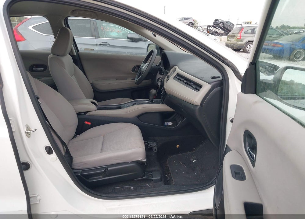 2018 HONDA HR-V VIN: 3CZRU6H38JM706798