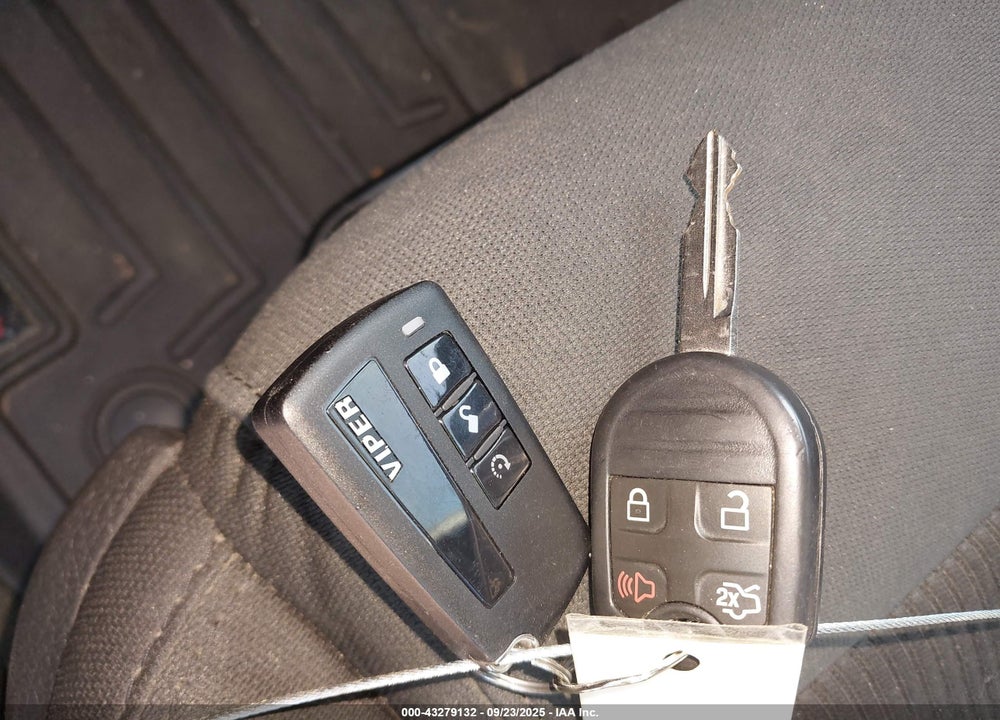 2014 FORD MUSTANG VIN: 1ZVBP8CF6E5233164