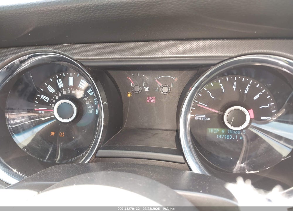 2014 FORD MUSTANG VIN: 1ZVBP8CF6E5233164