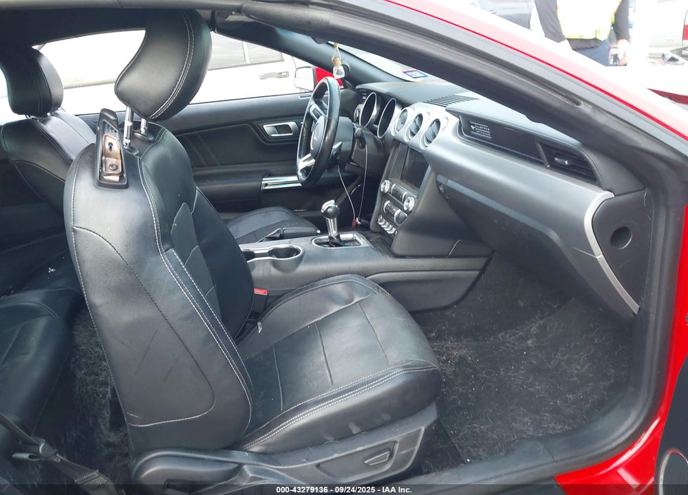 2020 FORD MUSTANG VIN: 1FATP8UH7L5106174