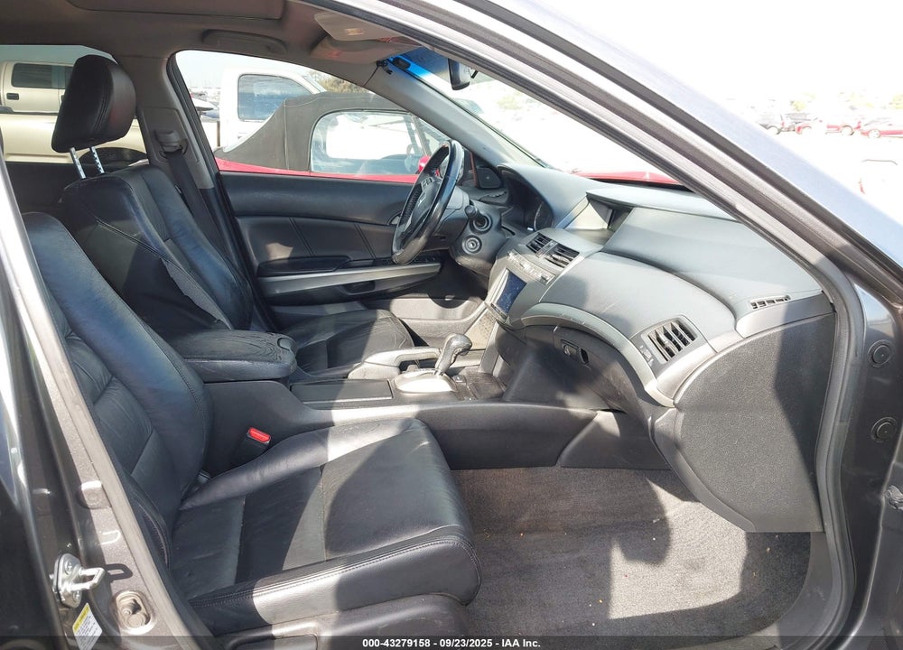 2010 HONDA ACCORD 2.4 EX-L VIN: 1HGCP2F88AA050790