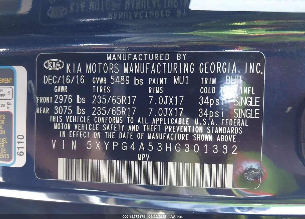 2017 KIA SORENTO 3.3L LX VIN: 5XYPG4A53HG301332