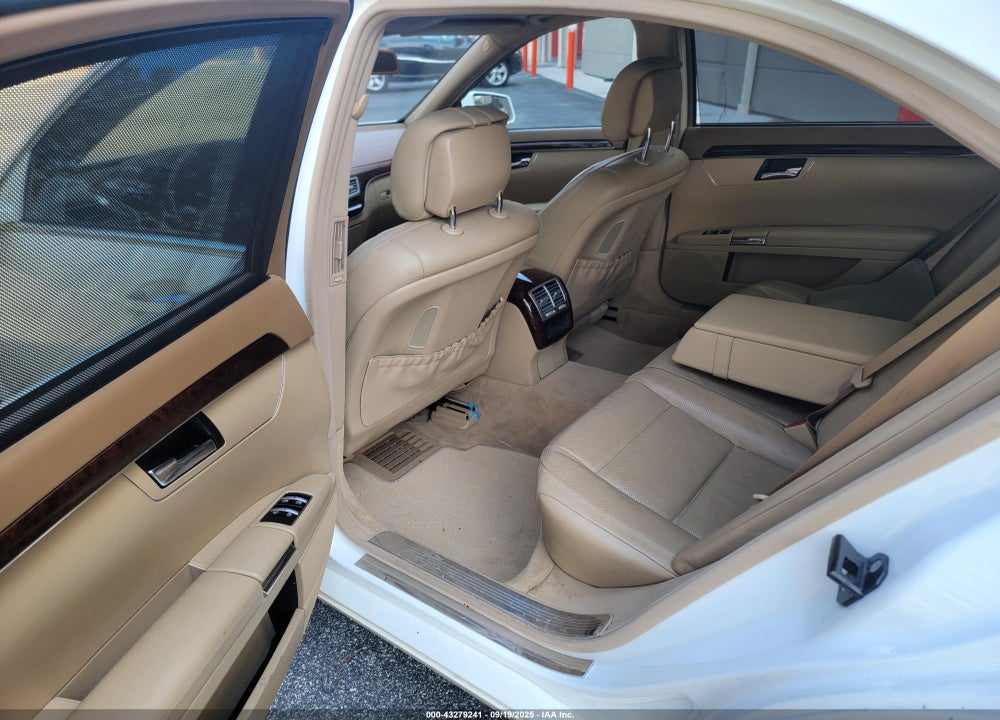 2010 MERCEDES-BENZ S 400 HYBRID VIN: WDDNG9FB4AA293434