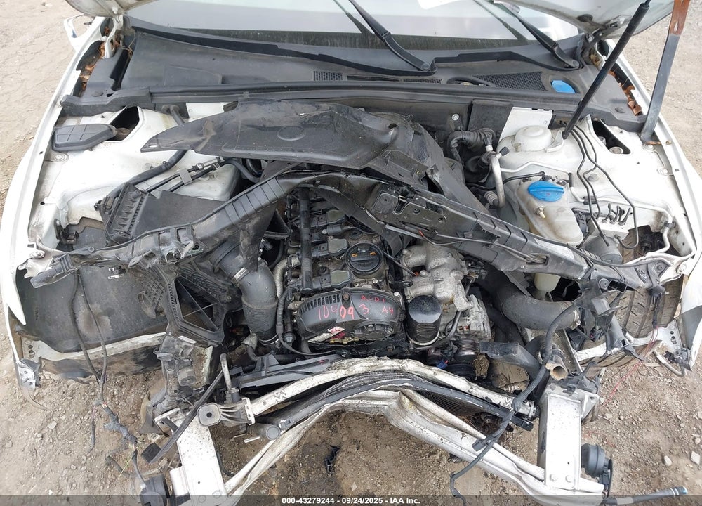 2016 AUDI A4 VIN: WAUBFAFL9GN001172