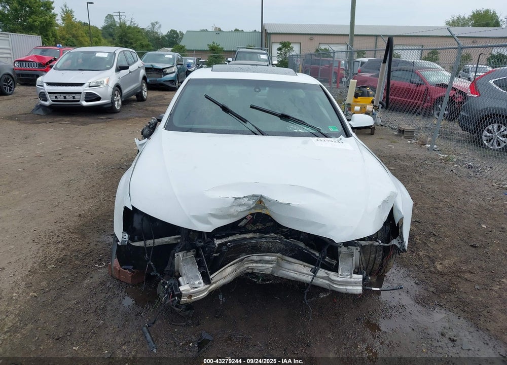 2016 AUDI A4 VIN: WAUBFAFL9GN001172