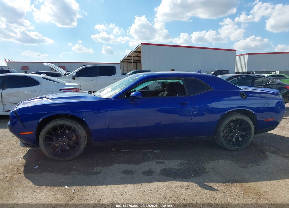2022 DODGE CHALLENGER SXT VIN: 2C3CDZAG8NH185519