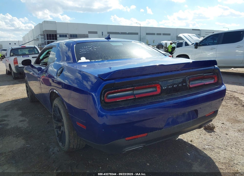 2022 DODGE CHALLENGER SXT VIN: 2C3CDZAG8NH185519