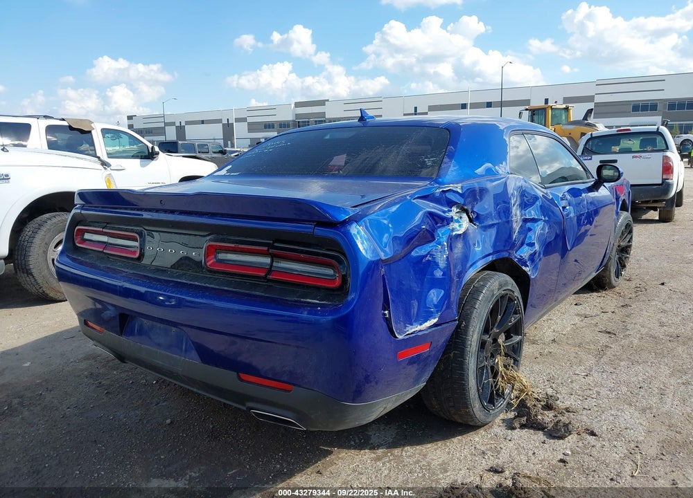 2022 DODGE CHALLENGER SXT VIN: 2C3CDZAG8NH185519