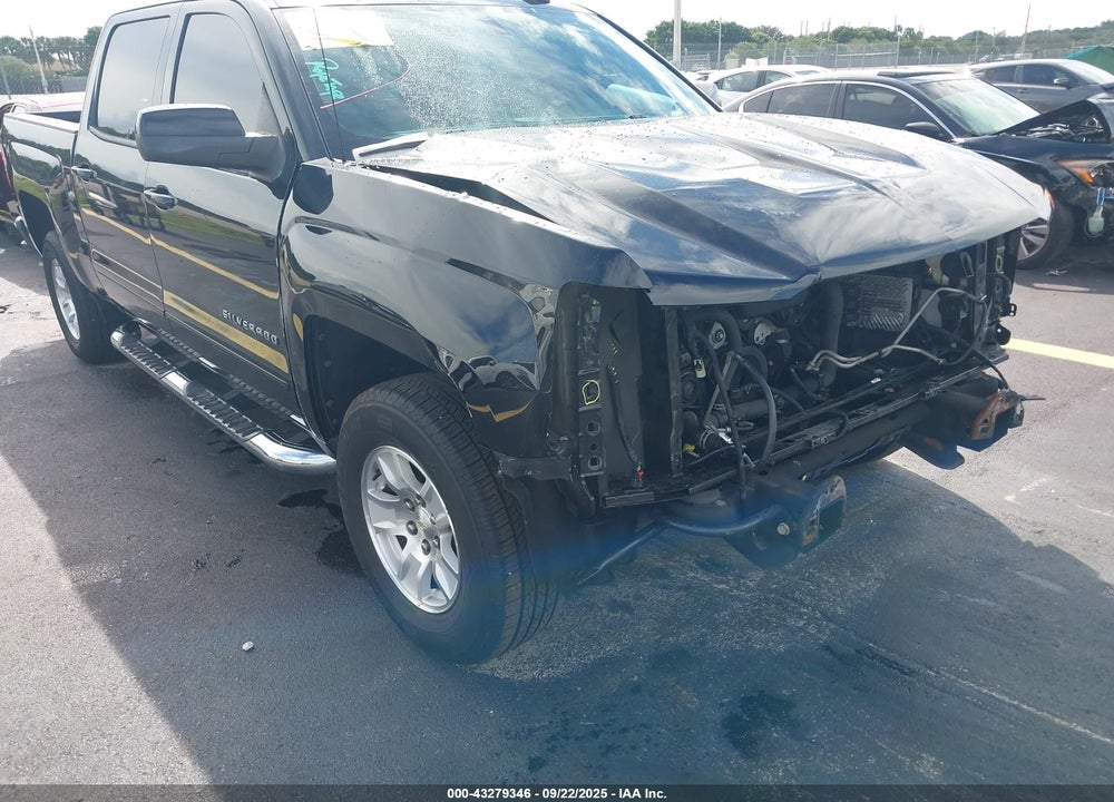 2018 CHEVROLET SILVERADO 1500 VIN: 3GCPCREH6JG315777