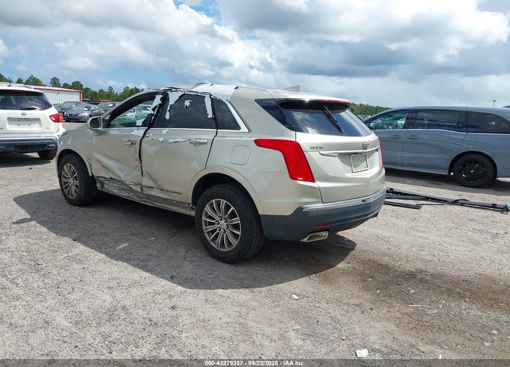 2017 CADILLAC XT5 VIN: 1GYKNBRS6HZ135818