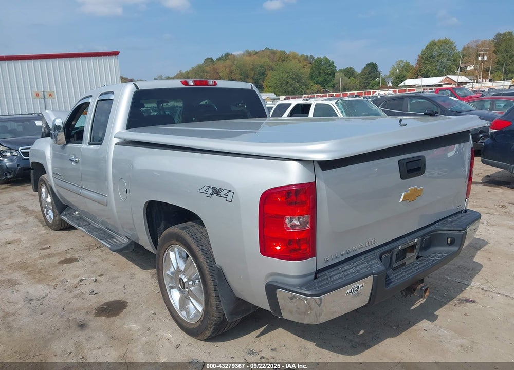 2013 CHEVROLET SILVERADO 1500 LT VIN: 1GCRKSE79DZ354362
