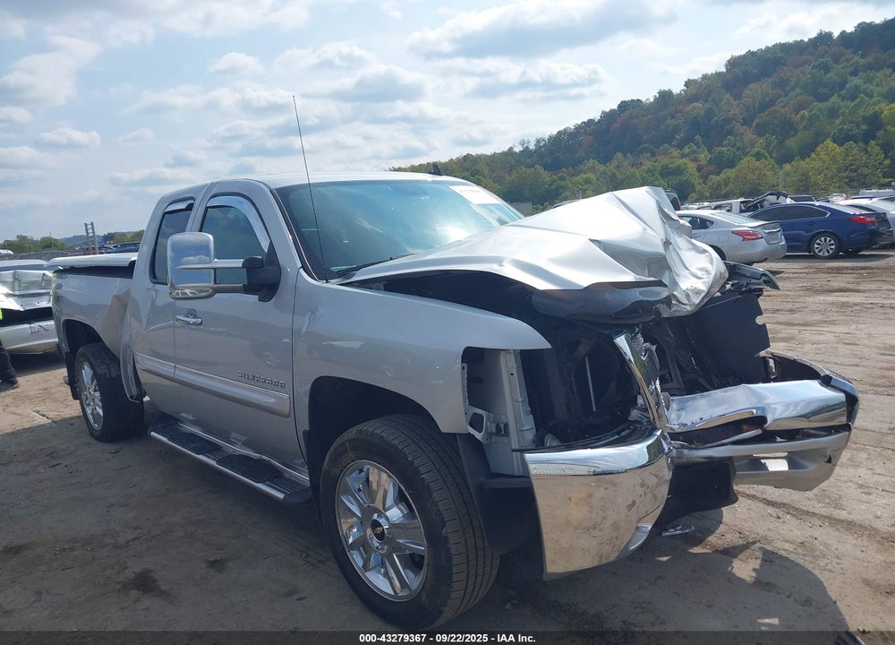 2013 CHEVROLET SILVERADO 1500 LT VIN: 1GCRKSE79DZ354362
