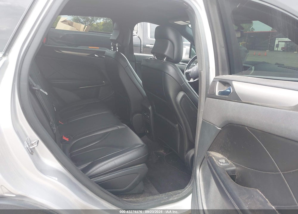 2017 LINCOLN MKC VIN: 5LMCJ1D93HUL15879