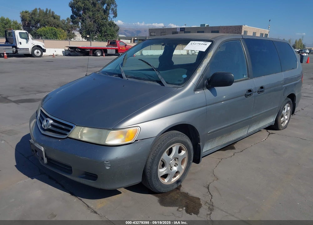 2002 HONDA ODYSSEY LX VIN: 5FNRL185X2B038022