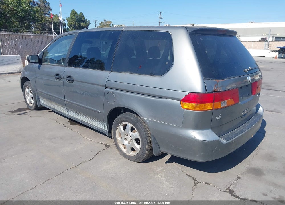 2002 HONDA ODYSSEY LX VIN: 5FNRL185X2B038022