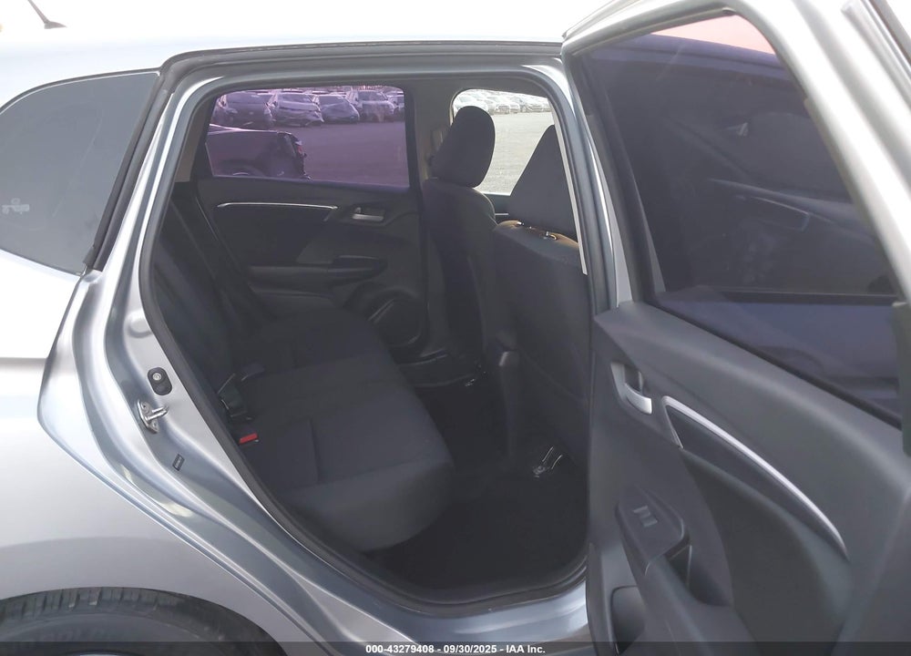 2019 HONDA FIT LX VIN: 3HGGK5H40KM711471