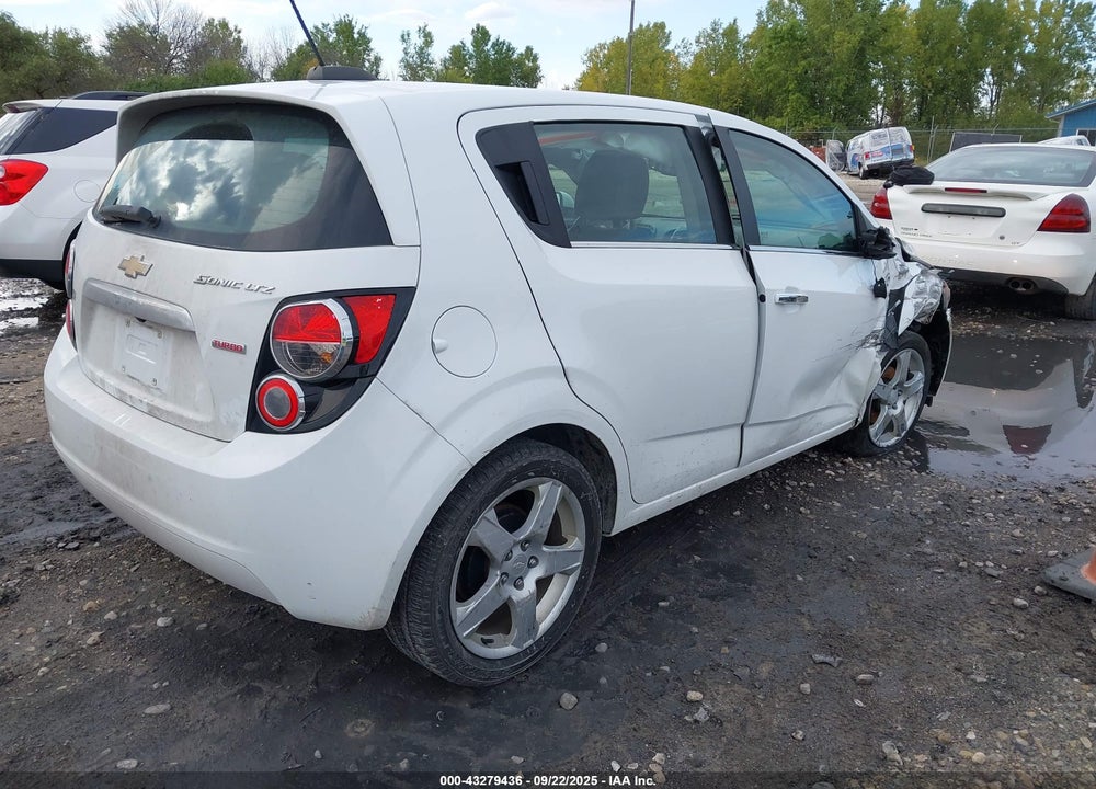 2015 CHEVROLET SONIC VIN: 1G1JE6SB9F4193315