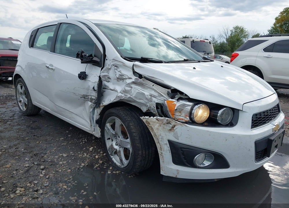 2015 CHEVROLET SONIC VIN: 1G1JE6SB9F4193315