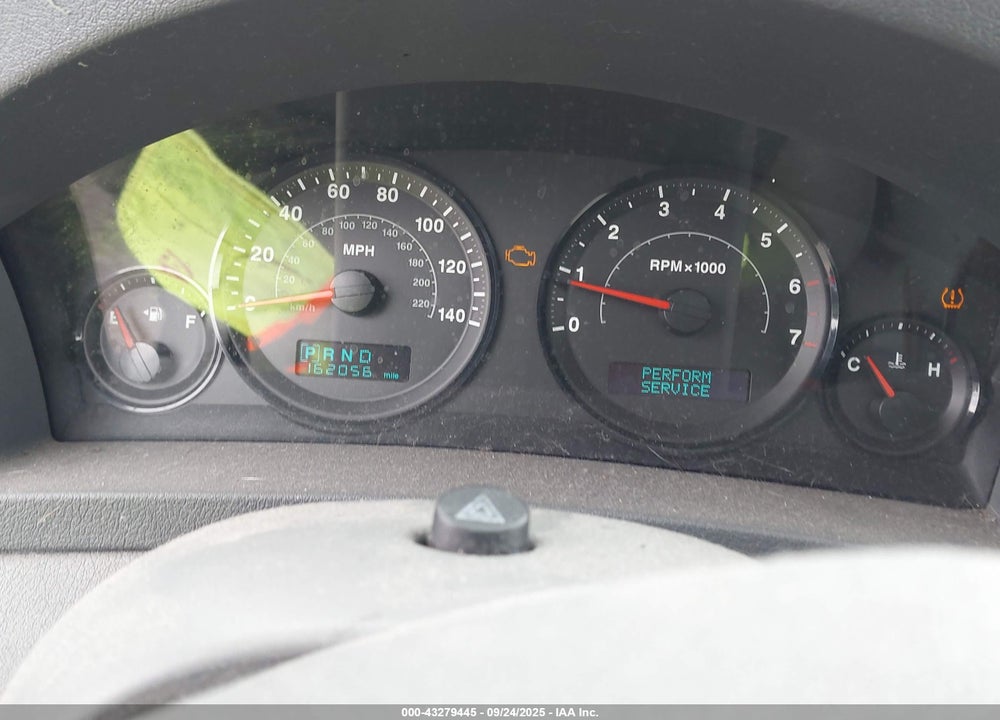 2005 JEEP GRAND CHEROKEE LAREDO VIN: 1J4GR48K75C649148