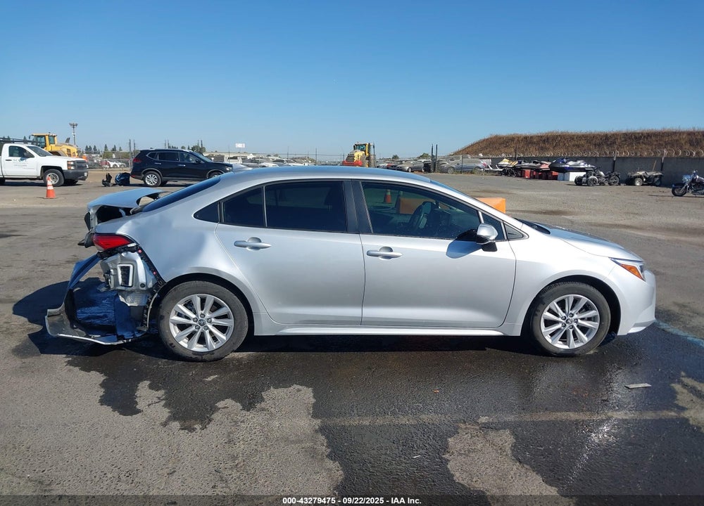 2024 TOYOTA COROLLA VIN: JTDBCMFE1R3051545