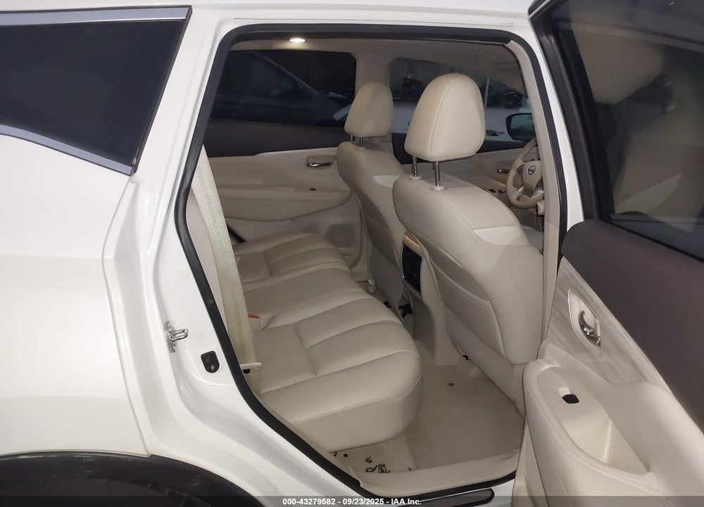 2015 NISSAN MURANO PLATINUM VIN: 5N1AZ2MG0FN241397