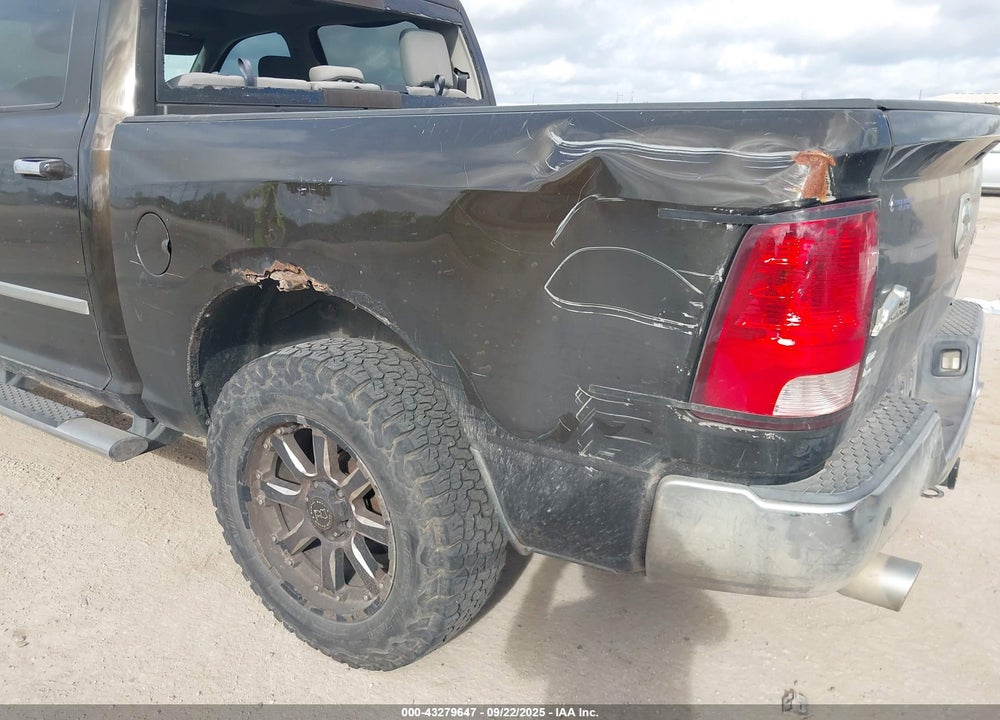 2013 RAM 1500 VIN: 1C6RR7LT4DS701136