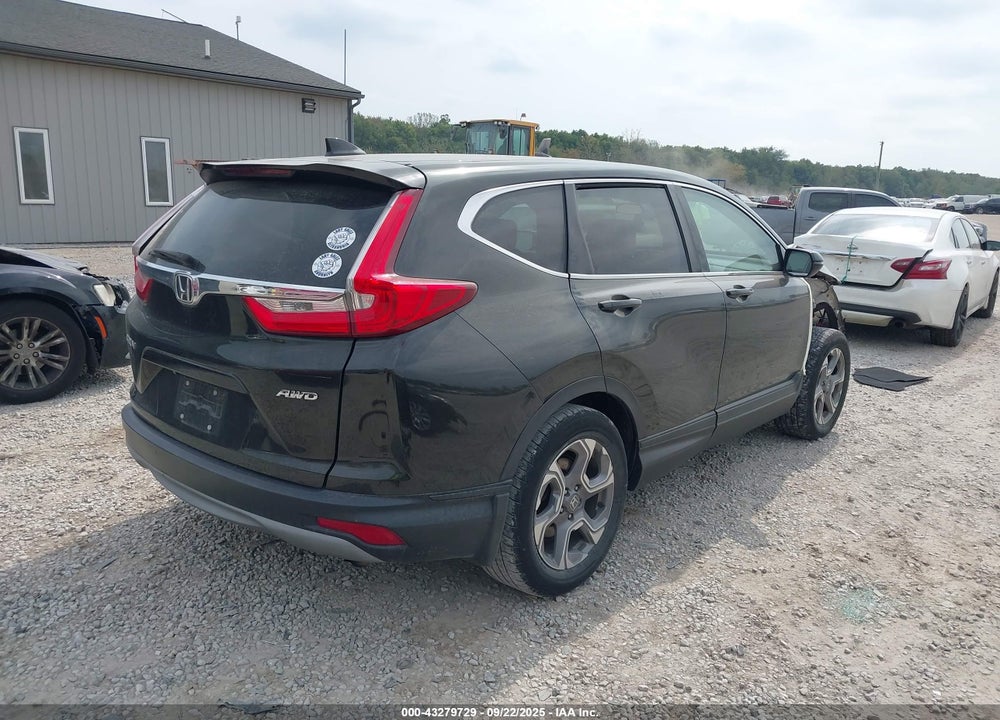 2018 HONDA CR-V VIN: 7FARW2H56JE016101
