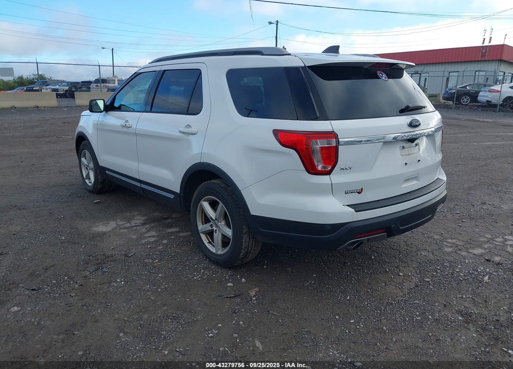 2018 FORD EXPLORER VIN: 1FM5K7D86JGA17897