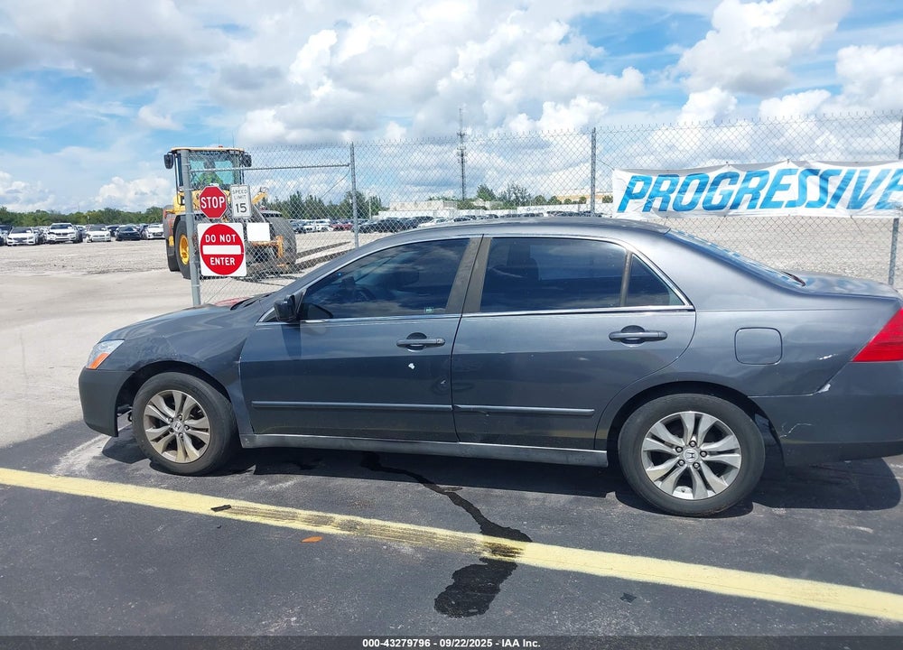 2007 HONDA ACCORD 2.4 LX VIN: 1HGCM56457A194216