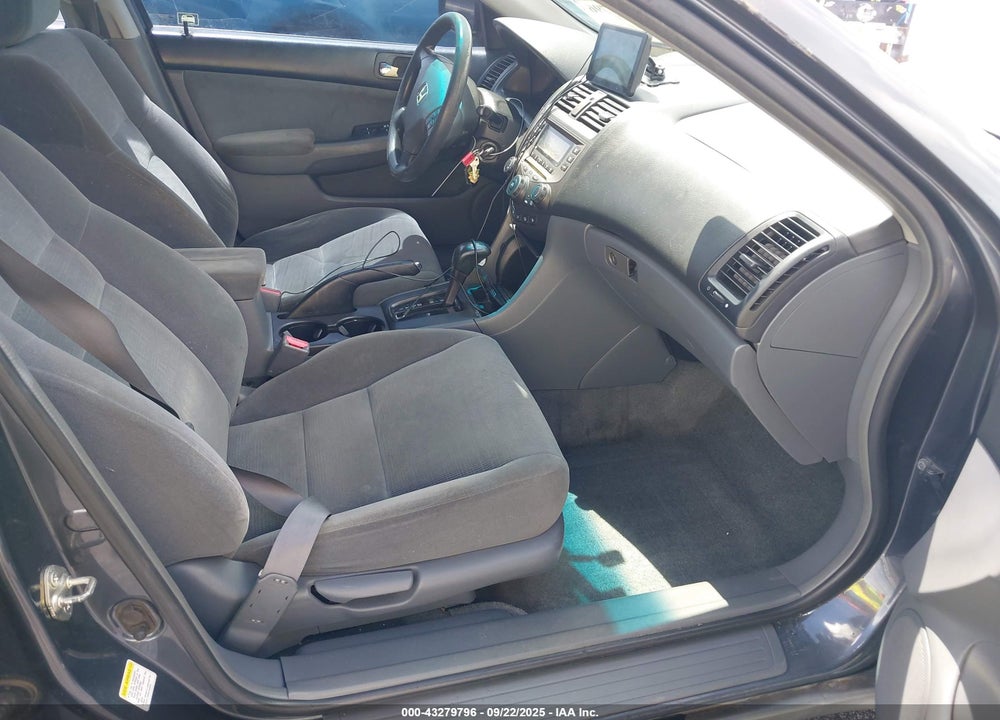 2007 HONDA ACCORD 2.4 LX VIN: 1HGCM56457A194216