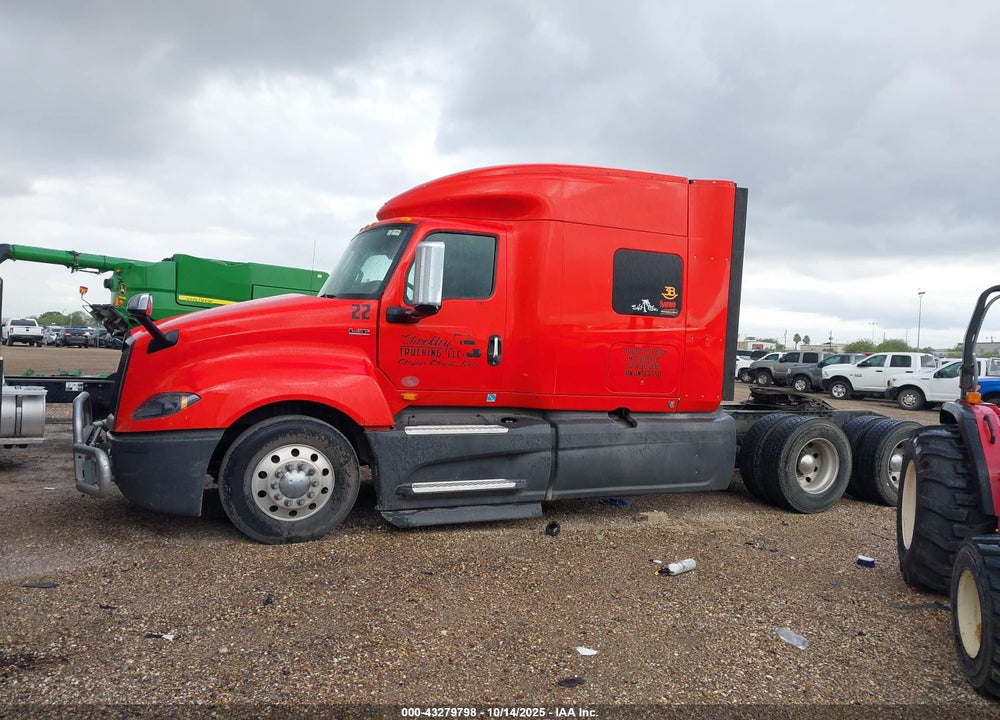 2018 INTERNATIONAL LT VIN: 3HSDZAPR0JN566550