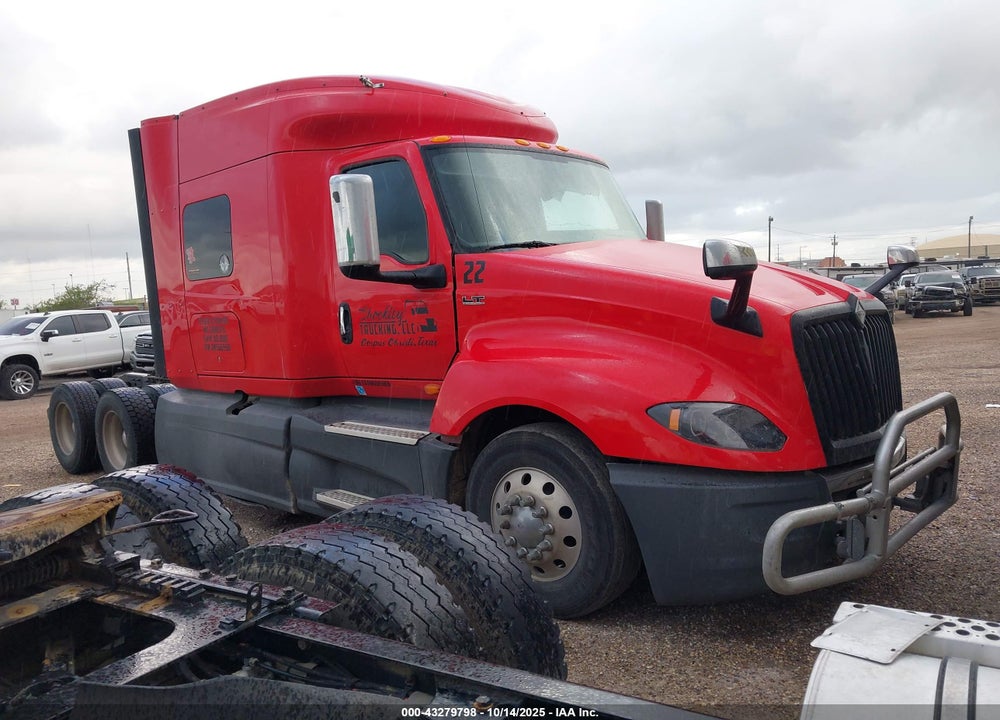 2018 INTERNATIONAL LT VIN: 3HSDZAPR0JN566550