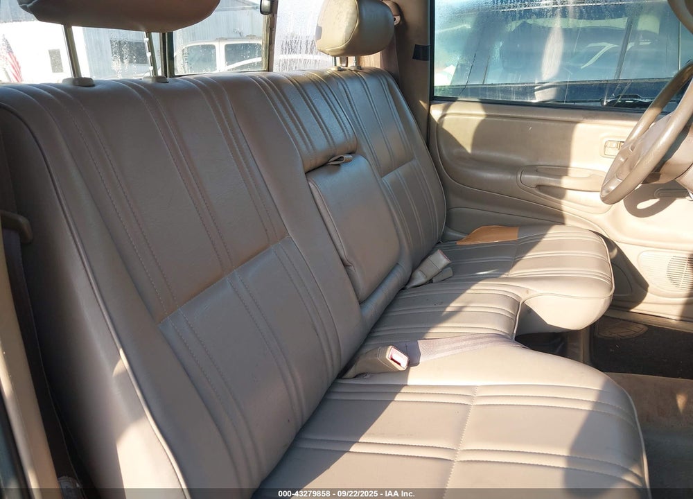 2002 TOYOTA TUNDRA VIN: 5TBJN32112S236145