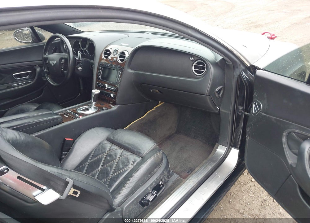 2005 BENTLEY CONTINENTAL GT VIN: SCBCR63W45C029077