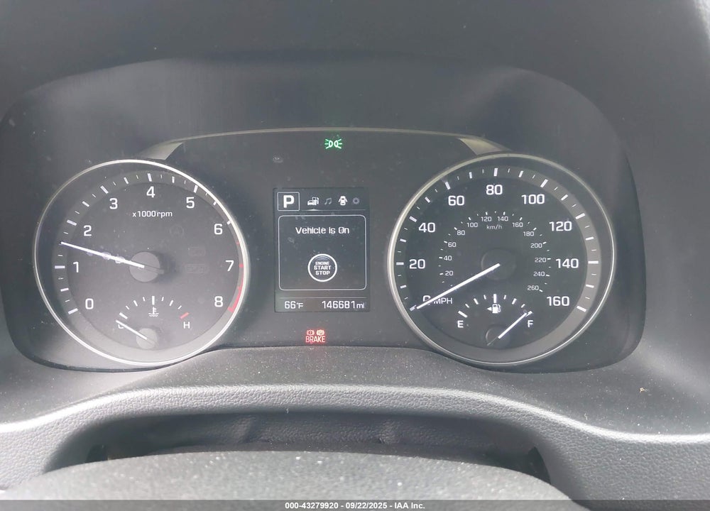 2017 HYUNDAI ELANTRA VIN: KMHD84LFXHU208243
