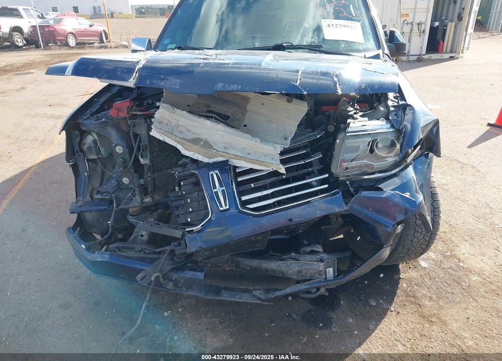 2016 LINCOLN NAVIGATOR L SELECT VIN: 5LMJJ3JT4GEL06796