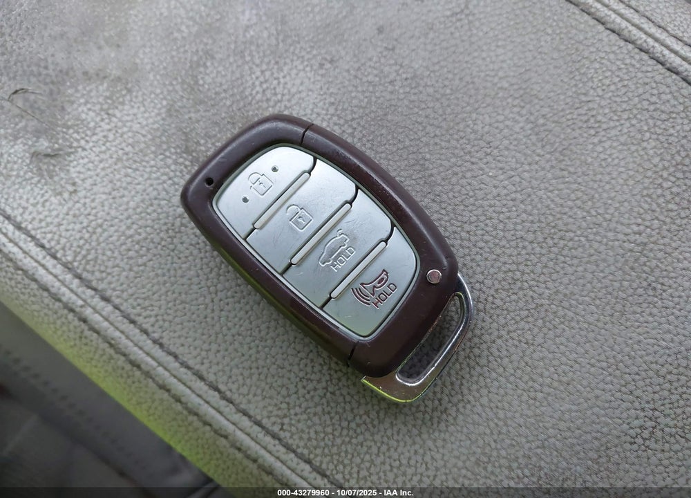 2015 HYUNDAI SONATA VIN: 5NPE34AF6FH173024