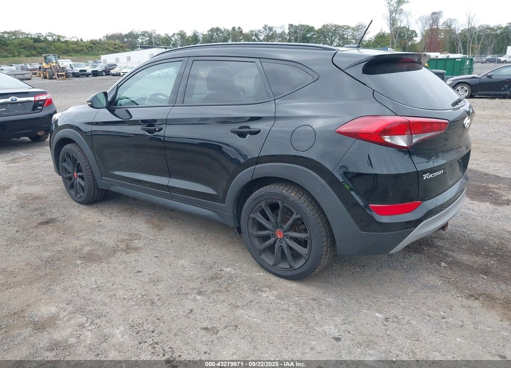 2017 HYUNDAI TUCSON VIN: KM8J3CA24HU451395