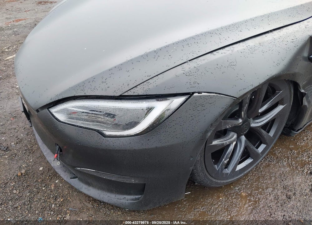 2022 TESLA MODEL S VIN: 5YJSA1E56NF492686