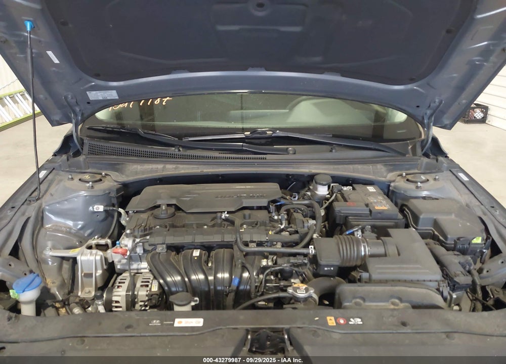 2024 HYUNDAI ELANTRA SEL VIN: KMHLM4DG3RU704551