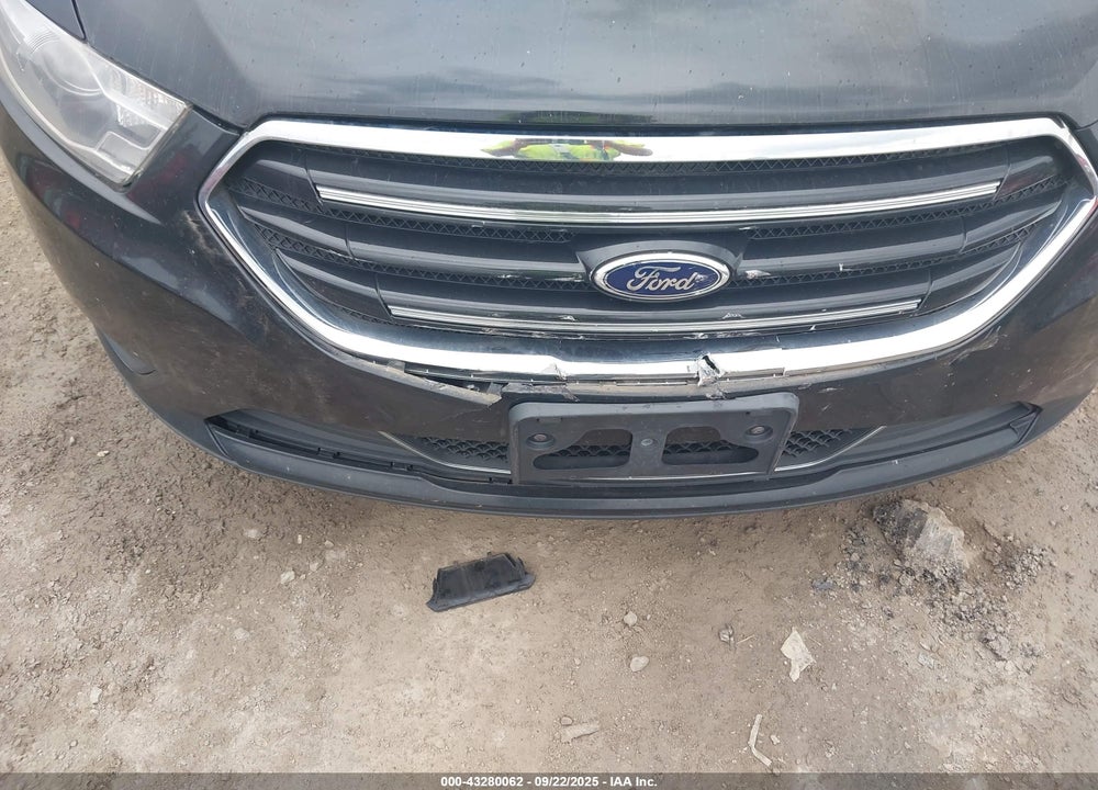 2014 FORD TAURUS LIMITED VIN: 1FAHP2F81EG123236