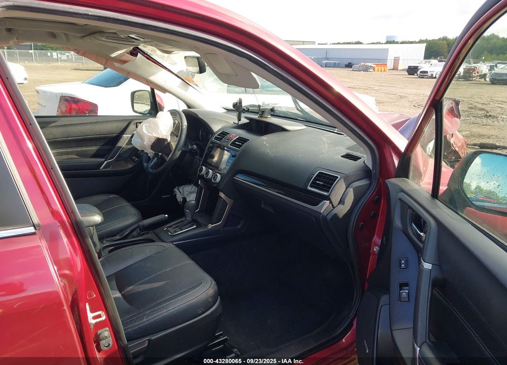 2018 SUBARU FORESTER VIN: JF2SJAWC2JH608507