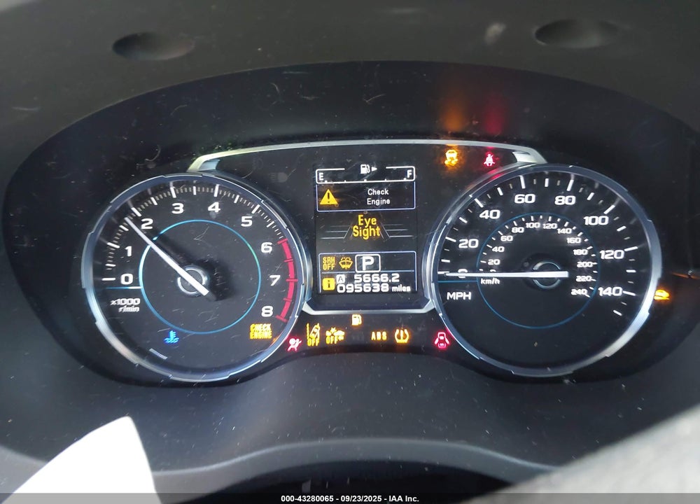 2018 SUBARU FORESTER VIN: JF2SJAWC2JH608507