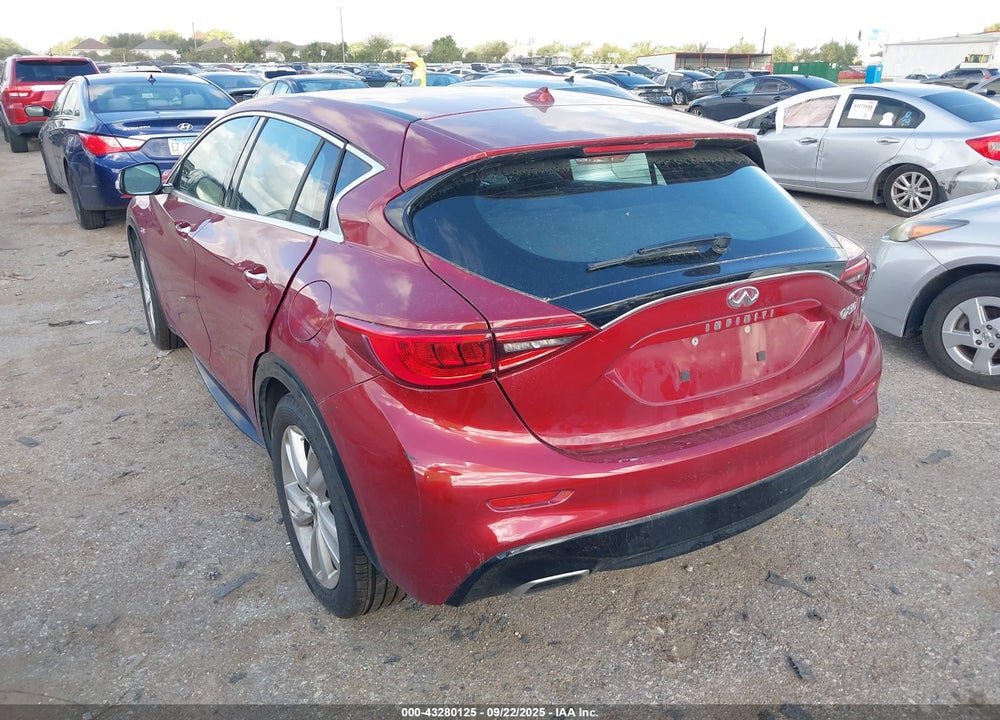 2017 INFINITI QX30 VIN: SJKCH5CP9HA040043